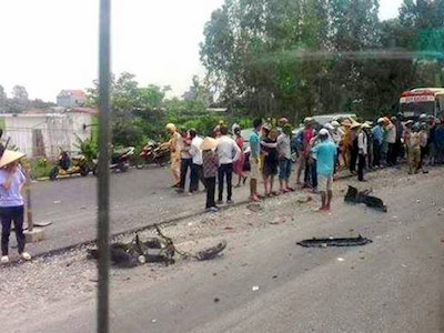 Xe "điên" lấn làn tông chết hai nữ sinh trên đường đi học về