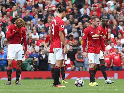 Nội bộ MU cãi nhau giữa hiệp derby Manchester