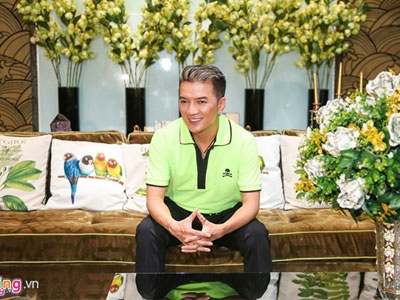 Kinh phí đầu tư live show Đàm Vĩnh Hưng cán mốc 12 tỷ