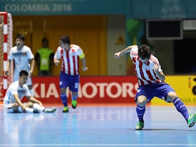 Trưởng đoàn futsal VN giải thích lý do thua đậm Paraguay