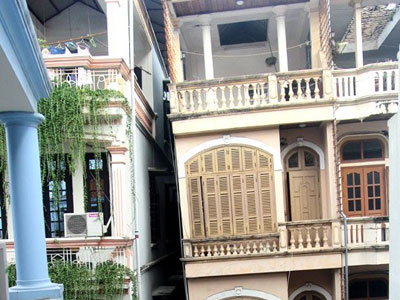 Hà Nội: Sắp tháo dỡ nhà nghiêng chực sập