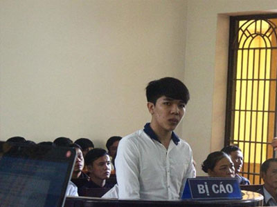 Mời bia không uống, hắt cả ly vô mặt và cái kết thảm...