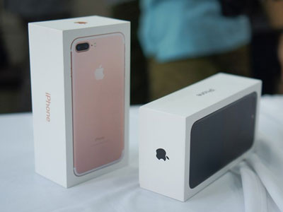 Chưa có chiếc iPhone 7 Jet Black thương mại nào về Việt Nam