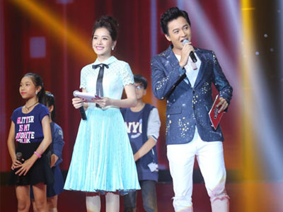 Chi Pu bị chê là MC thảm hoạ tại The Voice Kids