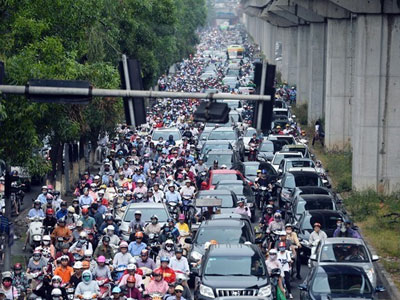 Cấm xe máy ngoại tỉnh vào Hà Nội là không công bằng