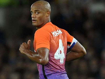 Vừa ra sân trở lại Kompany lại dính chấn thương