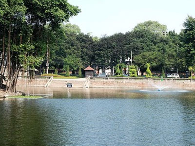 Lén lút xây miếu thờ ở Văn Miếu Quốc Tử Giám