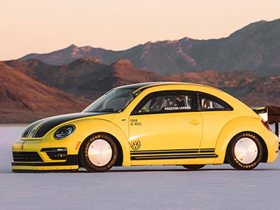Volkswagen Beetle phá kỷ lục thế giới với tốc độ 330 km/h