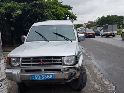 Danh tính lái xe biển xanh tông chết người ở Quảng Ninh