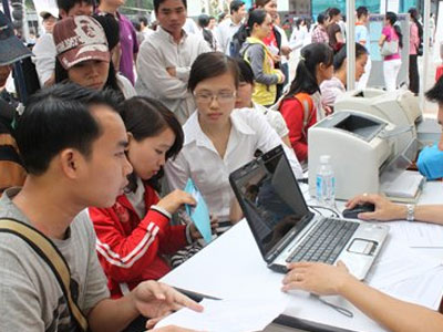 Thứ trưởng Bộ Lao động quả quyết phải tăng tuổi hưu