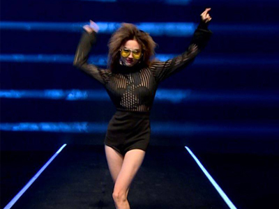 Mẫu "nấm lùn" vào chung kết Next Top Model