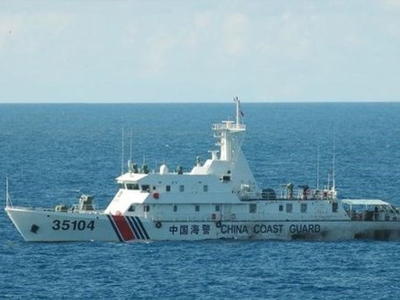 Tàu Trung Quốc mang súng vào gần đảo tranh chấp với Nhật Bản