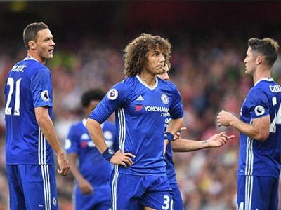 Chelsea trượt dốc: Lỗi ở Conte, hay những "ông sao" hết thời?