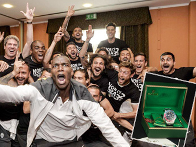 Pogba hào phóng tặng đồng hồ cho cả đội Juventus