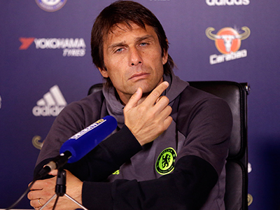 Conte mất ngủ vì phong độ đi xuống của Chelsea