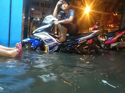Chiều nay Sài Gòn tiếp tục có nguy cơ ngập úng