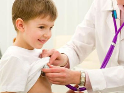 Bác sĩ khám dịch vụ không được quá 35 bệnh nhân một ngày