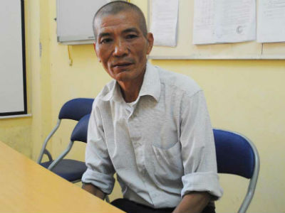 Sáng sáng "súc miệng" bằng điếu thuốc, bệnh nhân bị 'ung thư' hỏi thăm