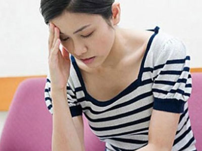 Chồng và gia đình anh công khai dẫn bồ đi giới thiệu họ hàng