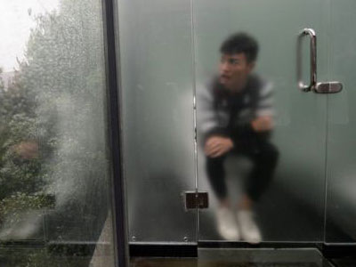 Đi vệ sinh... để được nhìn ngắm thiên nhiên