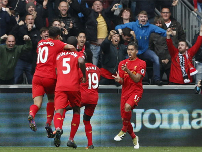 Firmino tỏa sáng, Liverpool ngược dòng đá bại Swansea