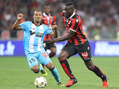 Balotelli đi vũ trường, làm hỏng xe của siêu cò Mino Raiola