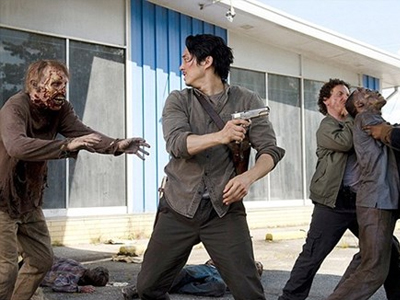 Giết chết hàng xóm vì ám ảnh thây ma trong phim The Walking Dead