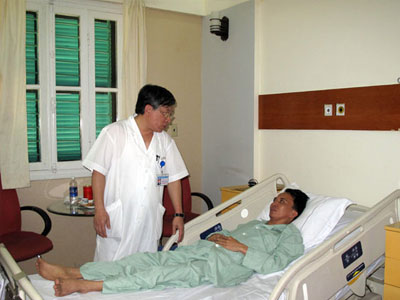 Siết giá dịch vụ khám chữa bệnh: Người bệnh mừng, bệnh viện lo
