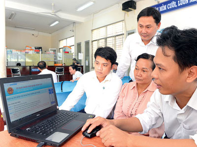 TP.HCM triển khai thủ tục nhà đất trực tuyến: Một cửa qua mạng