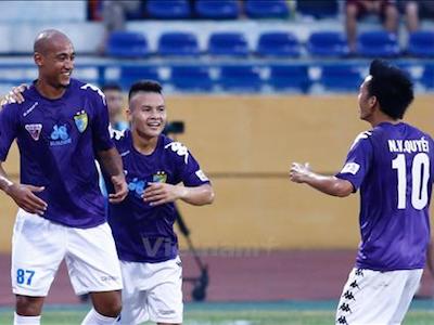 Nhà vô địch V-League chia tay “hàng rởm” gắn mác PSG