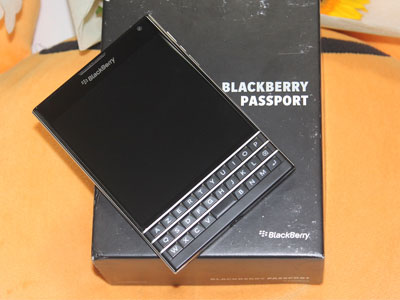 Cảnh giác Blackberry Passport tân trang xách tay từ Trung Quốc tràn về Việt Nam