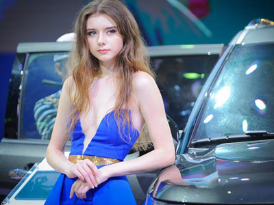 Dàn chân dài tại Vietnam Motor Show 2016