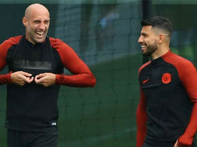 Guardiola cấm dùng internet tại Man City
