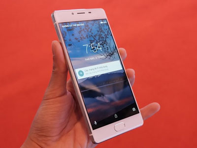 Hãng di động Nhật Freetel đến VN với 5 smartphone giá rẻ