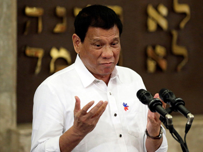 Tổng thống Philippines than thở chuyện tình trường