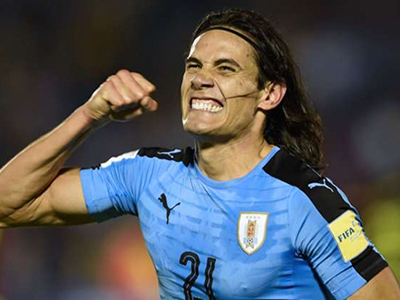 Cavani và Suarez tỏa sáng, Uruguay giữ vững vị trí dẫn đầu