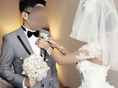 Bị chồng sắp cưới ẵm 50 triệu theo bồ, vợ lên mạng thuê người làm chú rể
