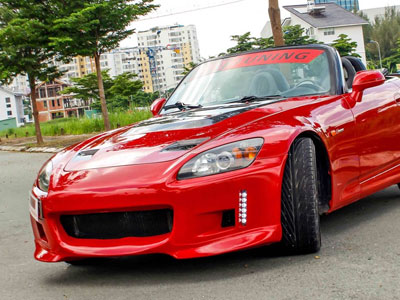 Honda S2000 hàng hiếm độ 700 triệu đồng ở Sài Gòn