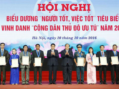 Hà Nội vinh danh 9 “Công dân Thủ đô ưu tú” năm 2016