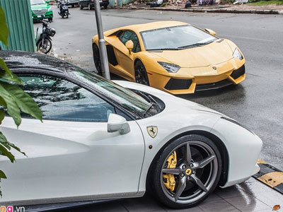 Siêu xe của Cường Đô La tụ họp bộ đôi Lamborghini Aventador
