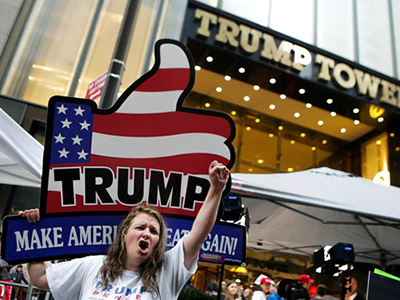 Ngày chủ nhật bão tố của Donald Trump