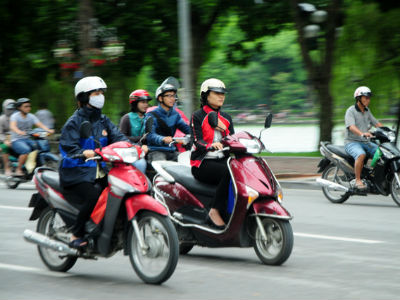 Miền Bắc trời mát, miền Trung mưa rất to