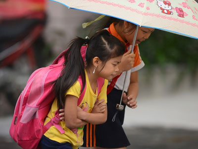 Người Hà Nội trong gió lạnh đầu mùa