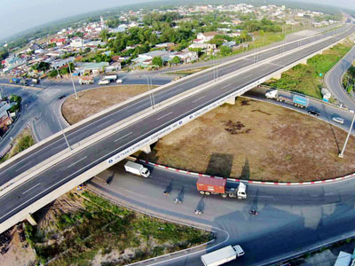 3 Bộ cùng làm đường mẫu để dẹp tình trạng “đường đắt nhất hành tinh”