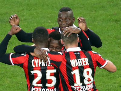 Nice thống trị ngôi đầu Ligue I dù Balotelli đá hỏng phạt đền