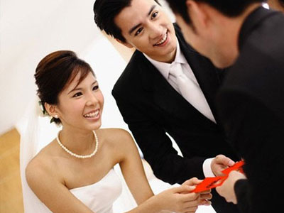 Mừng cưới em họ 200 nghìn, vợ "bôi gio trát chấu" vào mặt tôi