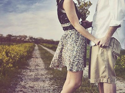 Tôi và cô hàng xóm lén yêu nhau dù cả hai đã có gia đình