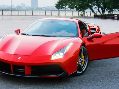 Siêu xe Ferrari 488 GTB lên gói độ hàng hiệu ở Đà Nẵng
