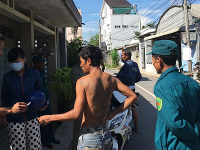 Nhiều giang hồ xăm trổ đổ xô tới tìm gia đình người trúng số 92 tỷ
