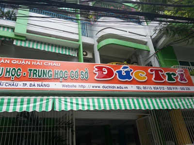Sự thật vụ phụ huynh vào tận sân trường “gạt tay trúng má” cô giáo tiểu học